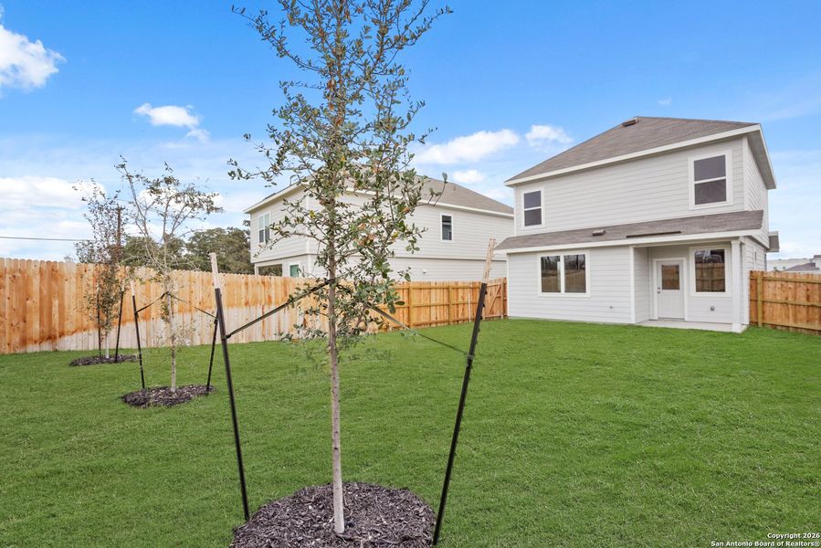 Exterior details and patio area of a home in Melissa Ranch, San Antonio (Image 3).