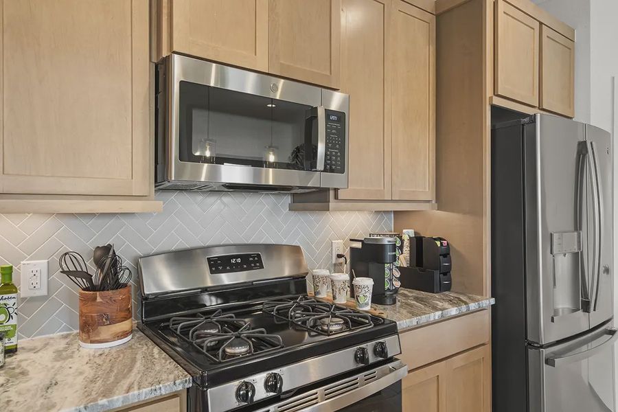 Representative interior finishes for a home built from the Carriagehouse by Chesmar Homes in Meridiana Townhomes, Iowa Colony (Image 19). Representative interior finishes for a home built from the Carriagehouse by Chesmar Homes in Meridiana Townhomes, Iowa Colony (Image 19).