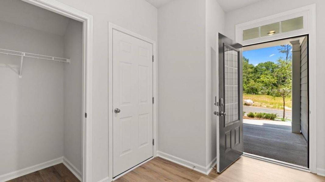 Spacious, unfurnished interior of a new home in Village at Pine Valley, Gainesville (Image 22).