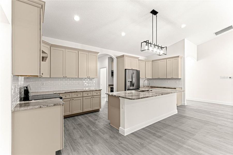 Furnished interior view inside a new home in , Dunnellon (Image 10).