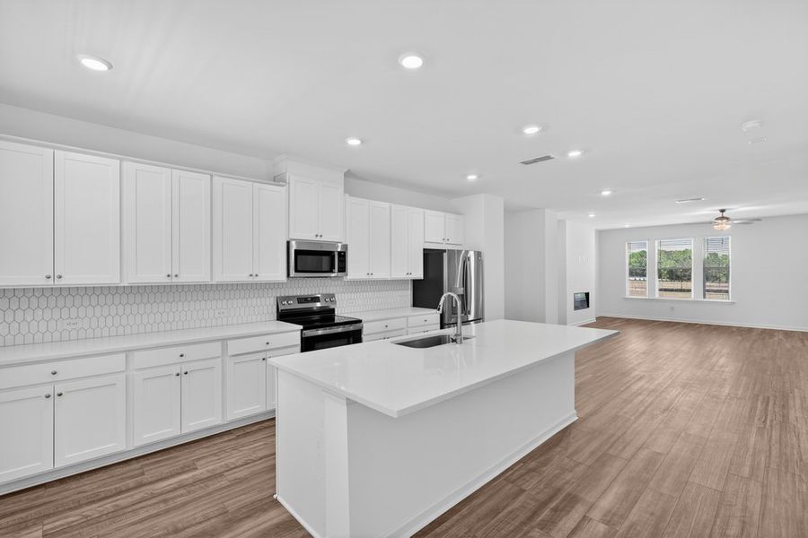 Furnished interior view inside a new home in Alder Creek, Cumming (Image 9).