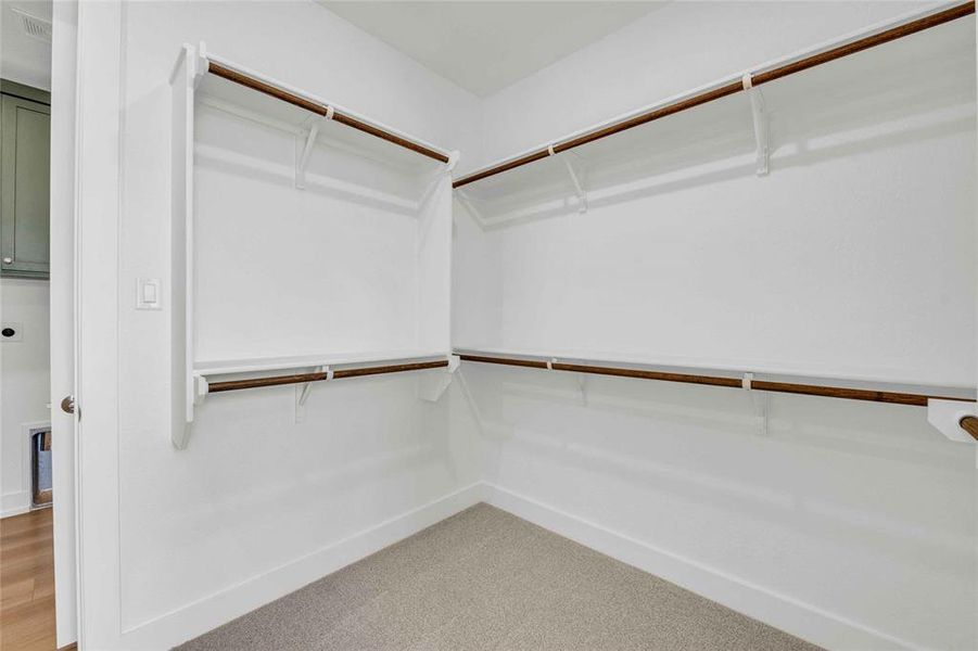 Please note: These interior photos are not of the actual home but are of a completed one with a similar floor plan. Finishes, features, and layouts may vary.