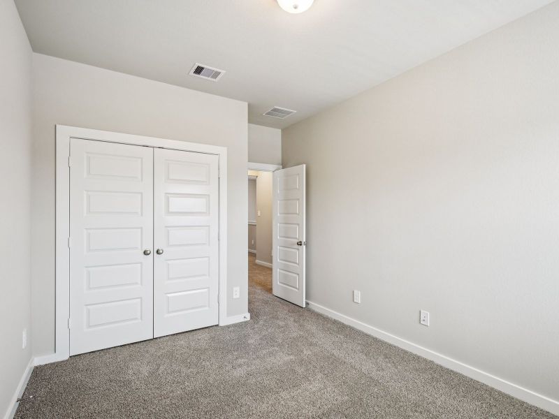 Spacious, unfurnished interior of a new home in Pinewood Trails - City Series, Atascocita (Image 18).