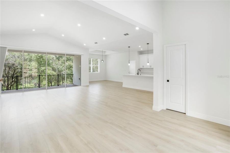 Image 35 of a home in .