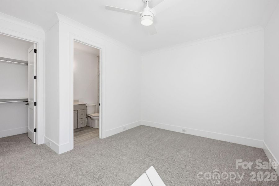 Spacious, unfurnished interior of a new home in , Davidson (Image 21).