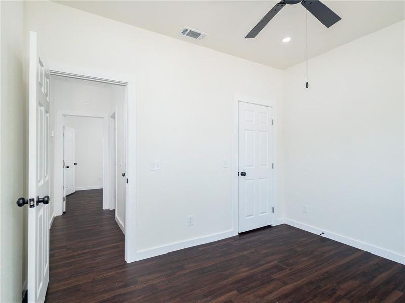 Spacious, unfurnished interior of a new home in , Brownwood (Image 7).