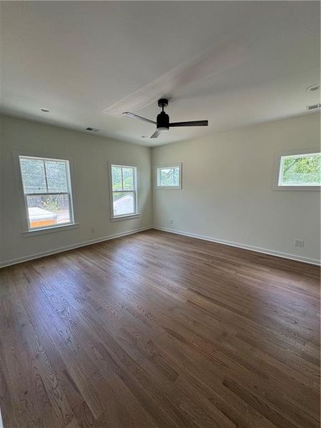 Spacious, unfurnished interior of a new home in , Scottdale (Image 8).