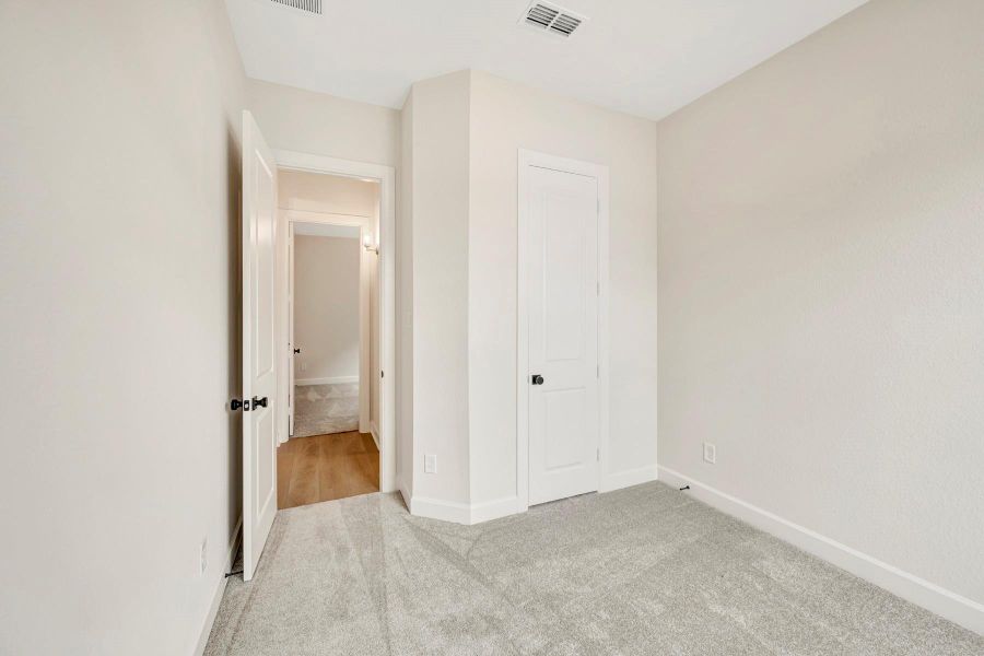 Spacious, unfurnished interior of a new home in Grange 45' Homesites, Katy (Image 22).