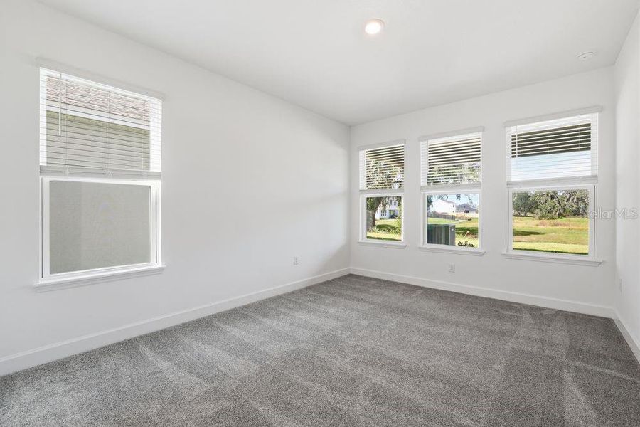 Spacious, unfurnished interior of a new home in Timber Ridge, Plant City (Image 33).