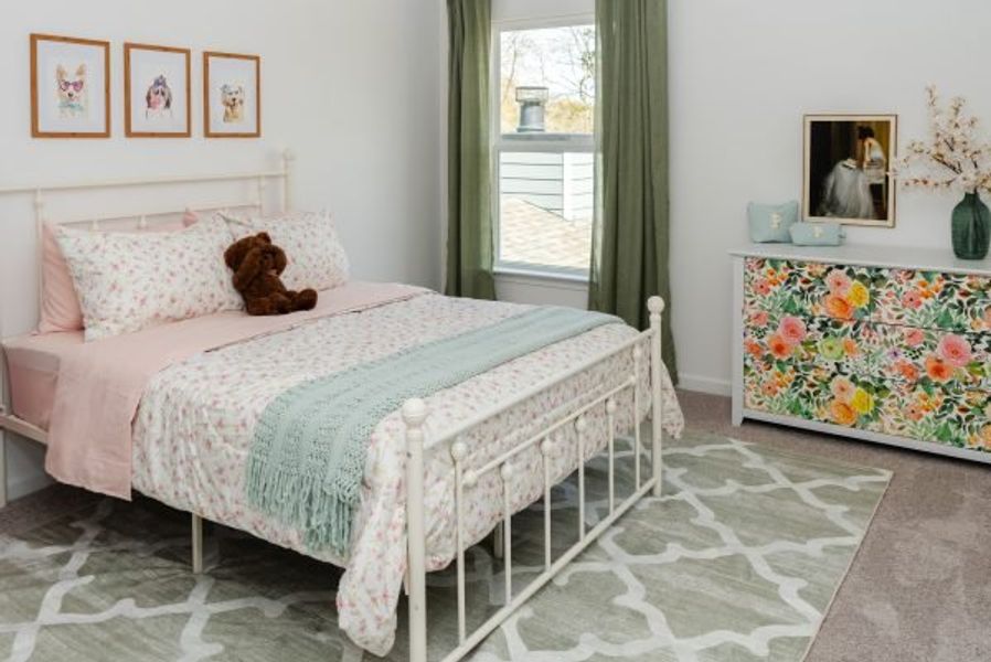 Representative furnished interior of a home built from the Graham by Piedmont Residential in Hampton Ridge, Jefferson (Image 31).