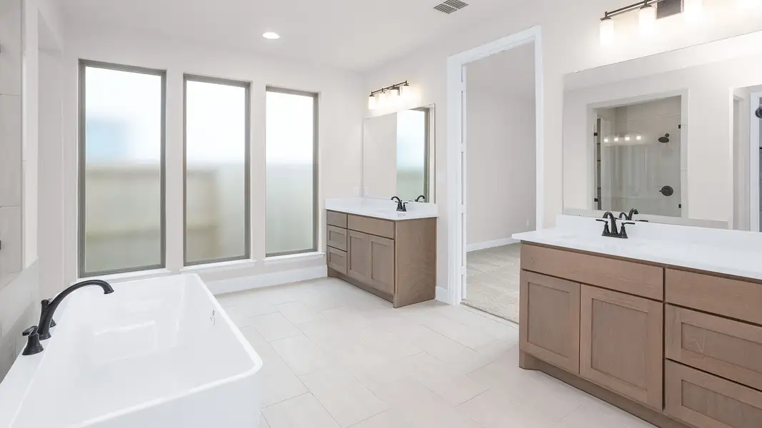 Furnished interior view inside a new home in Jubilee, Hockley (Image 4).