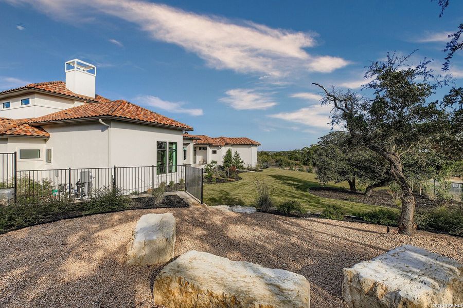 Image 49 of a home in Pecan Springs.