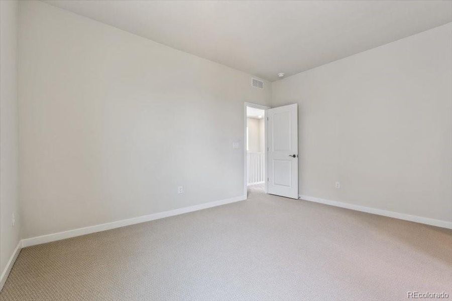 Spacious, unfurnished interior of a new home in Prestige Collection at Parkdale Commons, Lafayette (Image 21).