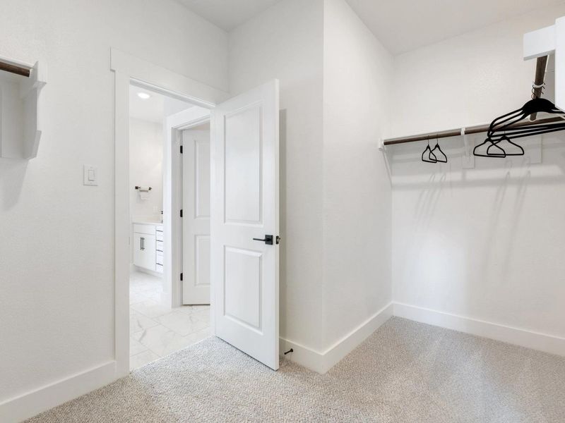 Spacious, unfurnished interior of a new home in Mercer Meadows, Royse City (Image 20). Spacious, unfurnished interior of a new home in Mercer Meadows, Royse City (Image 20).