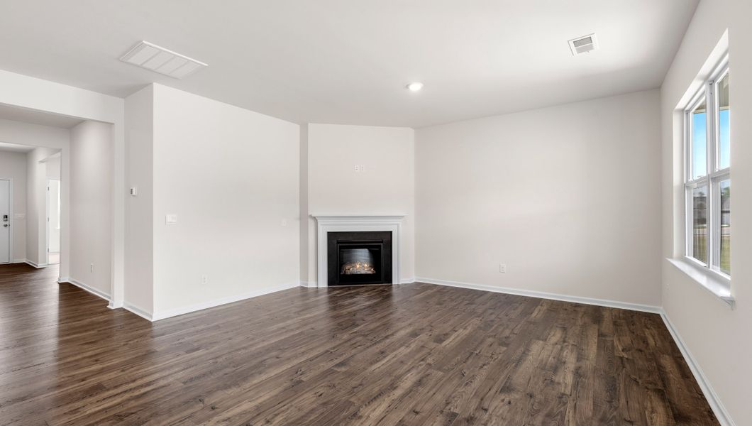 Spacious, unfurnished interior of a new home in Durbin Meadows Traditions, Fountain Inn (Image 19). Spacious, unfurnished interior of a new home in Durbin Meadows Traditions, Fountain Inn (Image 19).