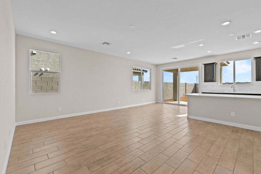 New Home in Surprise, AZ. - Slide 21 New Home in Surprise, AZ. - Slide 21