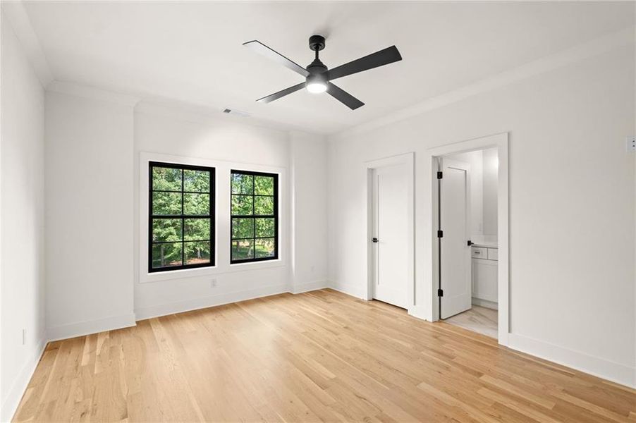 Spacious, unfurnished interior of a new home in , Marietta (Image 60).