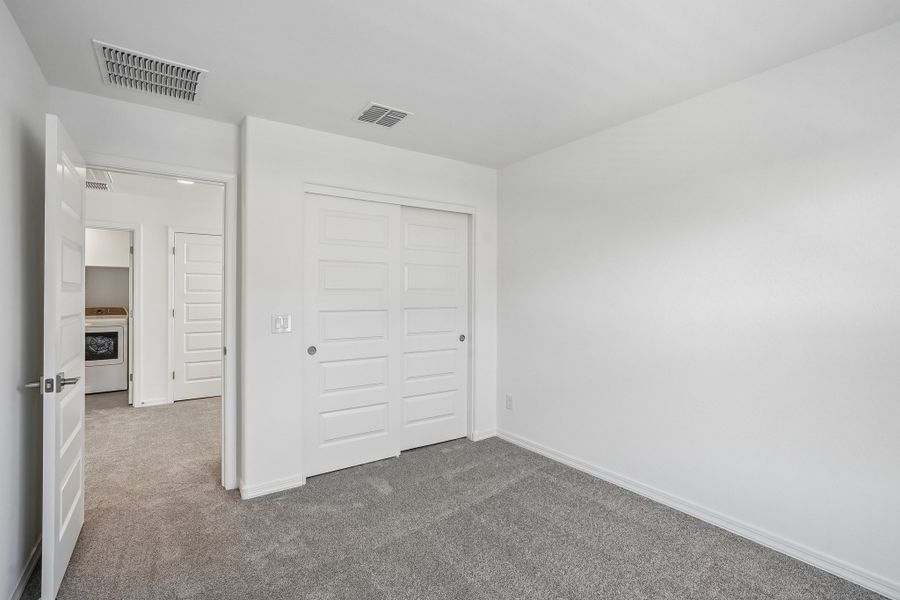 Spacious, unfurnished interior of a new home in Rancho Mercado, Surprise (Image 35).