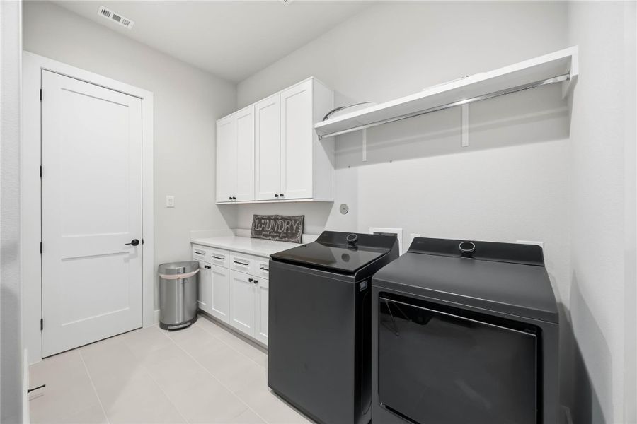 Furnished interior view inside a new home in Artavia, Conroe (Image 13).