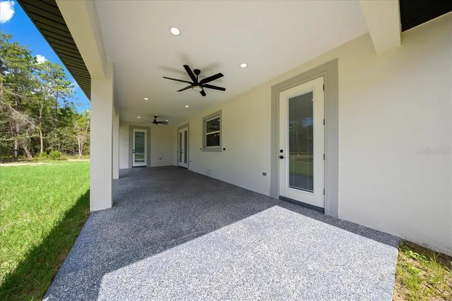 Exterior details and patio area of a home in , Ocala (Image 4). Exterior details and patio area of a home in , Ocala (Image 4).