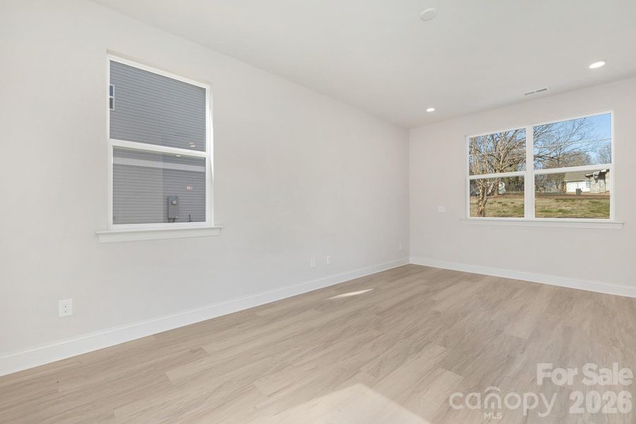 Spacious, unfurnished interior of a new home in , Statesville (Image 11).