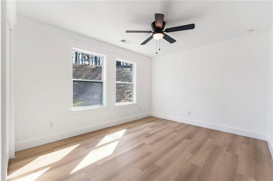 Spacious, unfurnished interior of a new home in , Cartersville (Image 33).