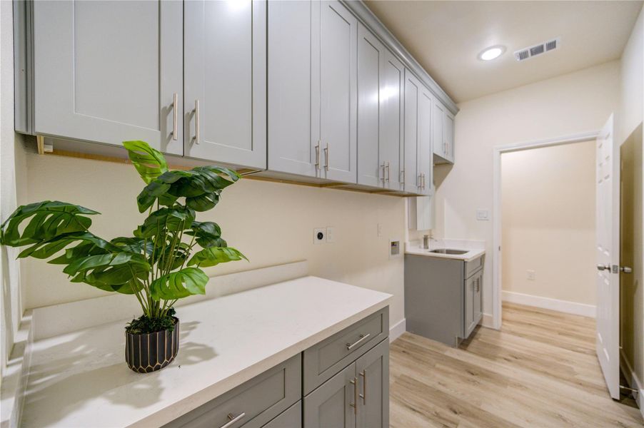 another view of the landreyroom