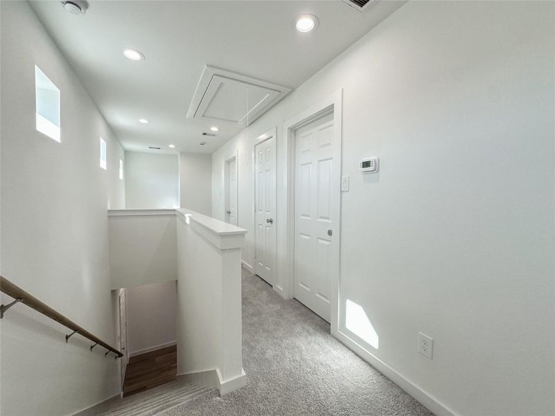 Spacious, unfurnished interior of a new home in , Conroe (Image 38).