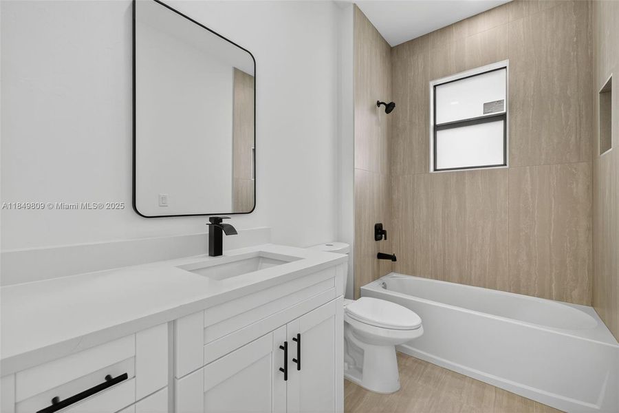 Furnished interior view inside a new home in , Lehigh Acres (Image 5).