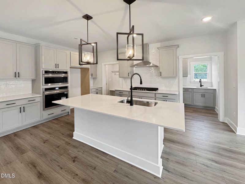 GF 16 Selma Traditional-14