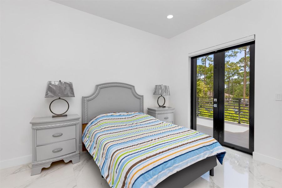 Furnished interior view inside a new home in , Parkland (Image 49).