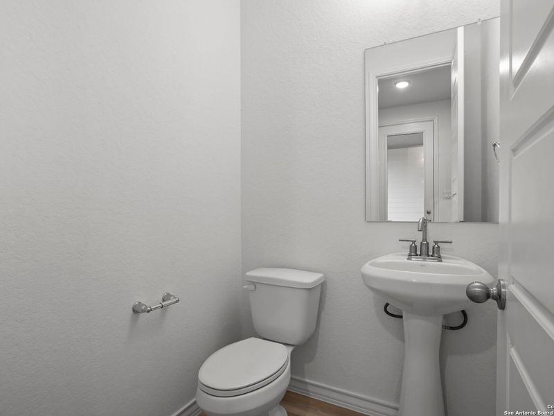 Furnished interior view inside a new home in Potranco Oaks, Castroville (Image 11). Furnished interior view inside a new home in Potranco Oaks, Castroville (Image 11).