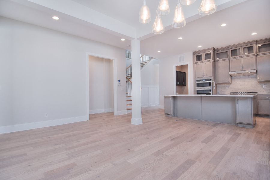 Representative unfurnished interior of a home built from the St Andrews by Greybrook Homes in Edmunds Farm, Clover (Image 35).