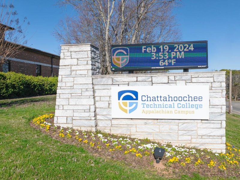 Image 67 of a home in Rolling Meadows.