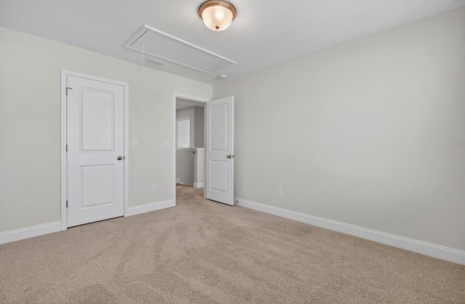 Spacious, unfurnished interior of a new home in High Point at Foxbank, Moncks Corner (Image 32). Spacious, unfurnished interior of a new home in High Point at Foxbank, Moncks Corner (Image 32).