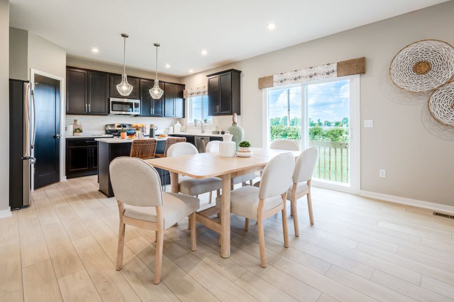 Representative furnished interior of a home built from the Yosemite by Fischer Homes in Twin Lakes, Hoschton (Image 17).