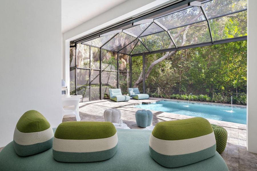 51-web-or-mls-1930_Frosted_Turquoise_Way