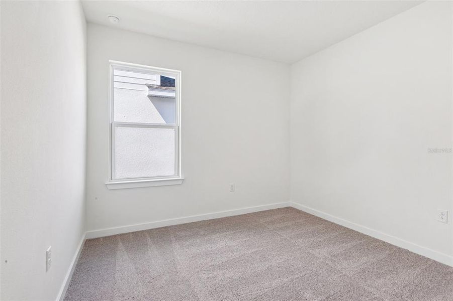 Spacious, unfurnished interior of a new home in Willowbrook North, Winter Haven (Image 24).