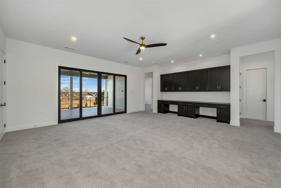 Spacious, unfurnished interior of a new home in , Fairview (Image 29).