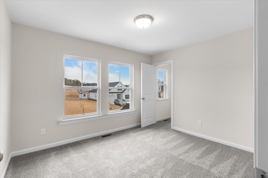 Spacious, unfurnished interior of a new home in Windsor, North Augusta (Image 26).