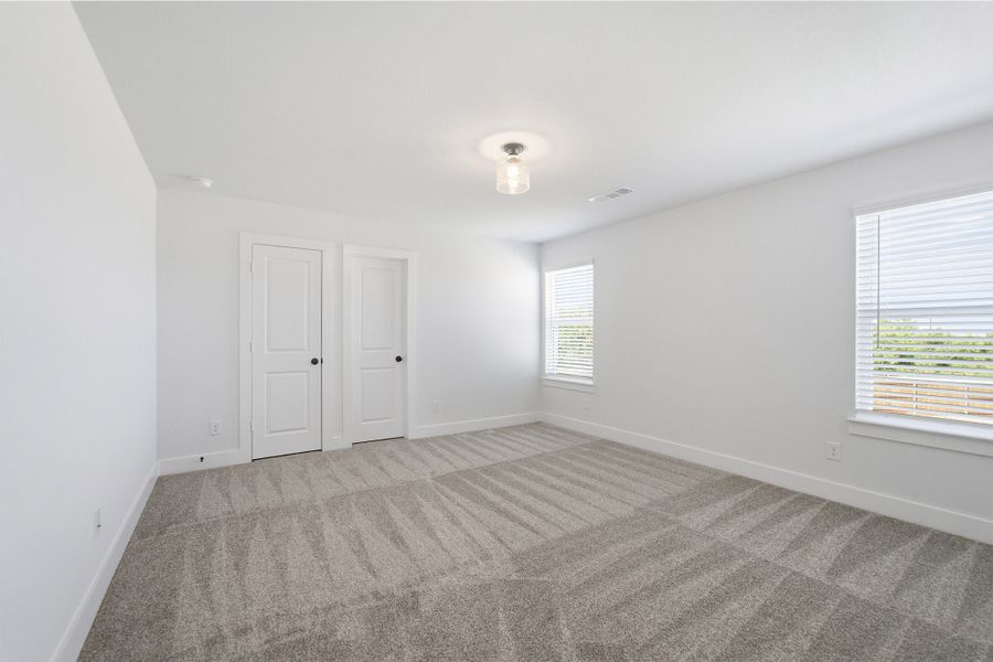 Spacious, unfurnished interior of a new home in Heartland, Heartland (Image 27). Spacious, unfurnished interior of a new home in Heartland, Heartland (Image 27).