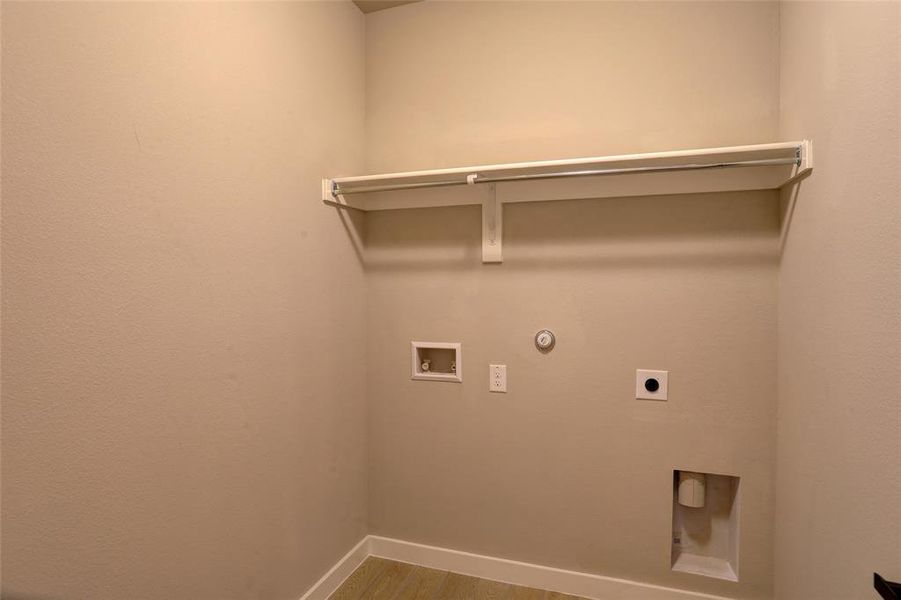 Spacious, unfurnished interior of a new home in , Josephine (Image 18).