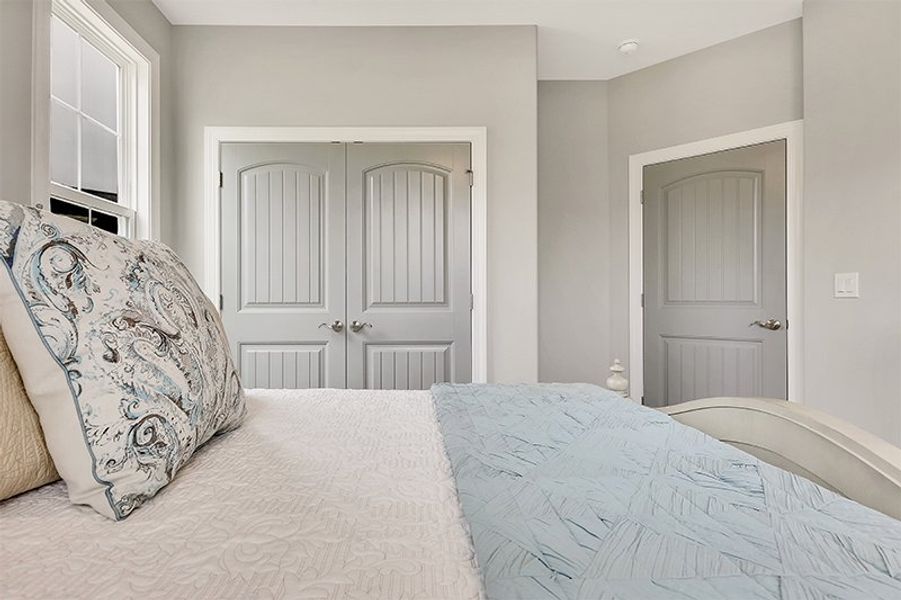 Shelter Bay, Guest Bedroom