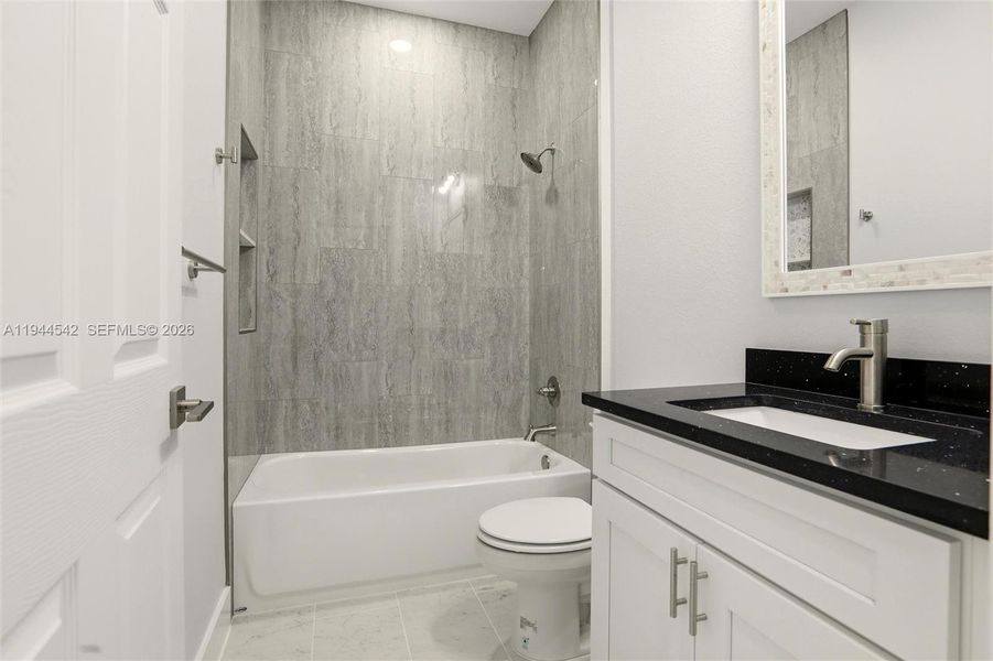 Furnished interior view inside a new home in , Sebring (Image 9).