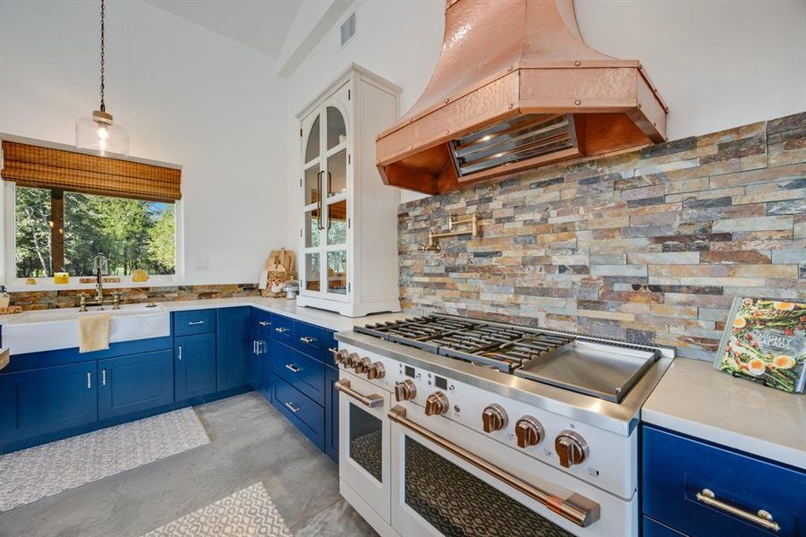 Furnished interior view inside a new home in , Greenville (Image 20). Furnished interior view inside a new home in , Greenville (Image 20).