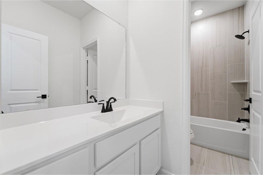 Furnished interior view inside a new home in La Terra, Celina (Image 7).