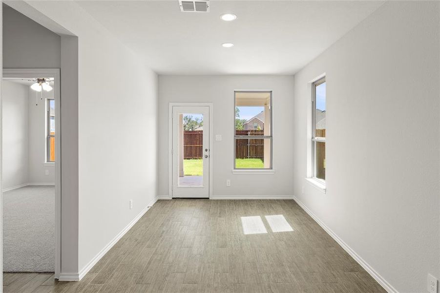 15. 1617 Meadow Crest - Dining 15. 1617 Meadow Crest - Dining