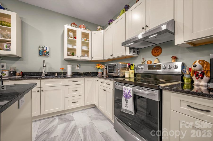 Furnished interior view inside a new home in , Hendersonville (Image 11). Furnished interior view inside a new home in , Hendersonville (Image 11).