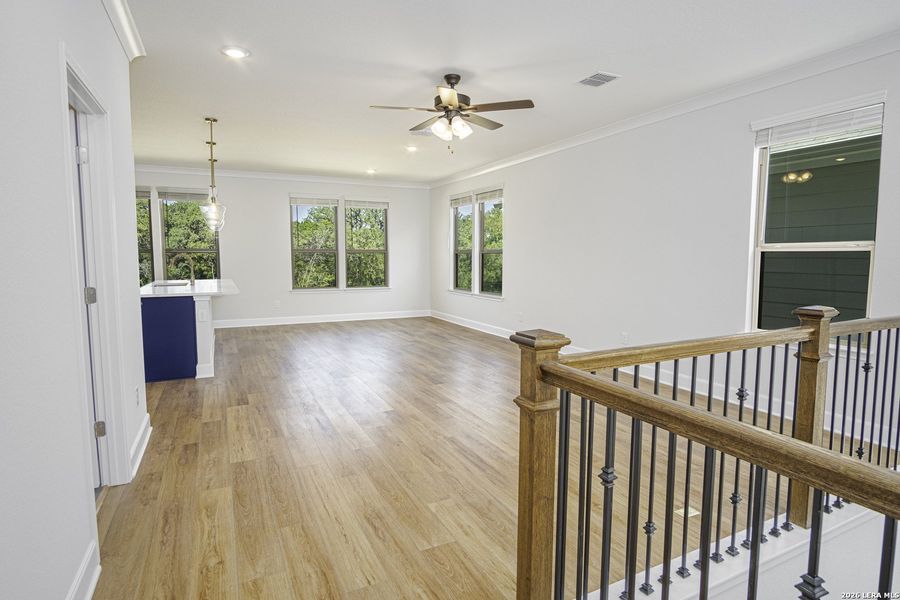 Spacious, unfurnished interior of a new home in Friedrich Hill, San Antonio (Image 14).