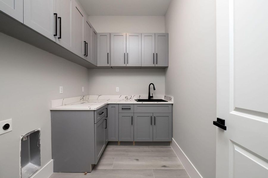 Furnished interior view inside a new home in , Port St. Lucie (Image 3).